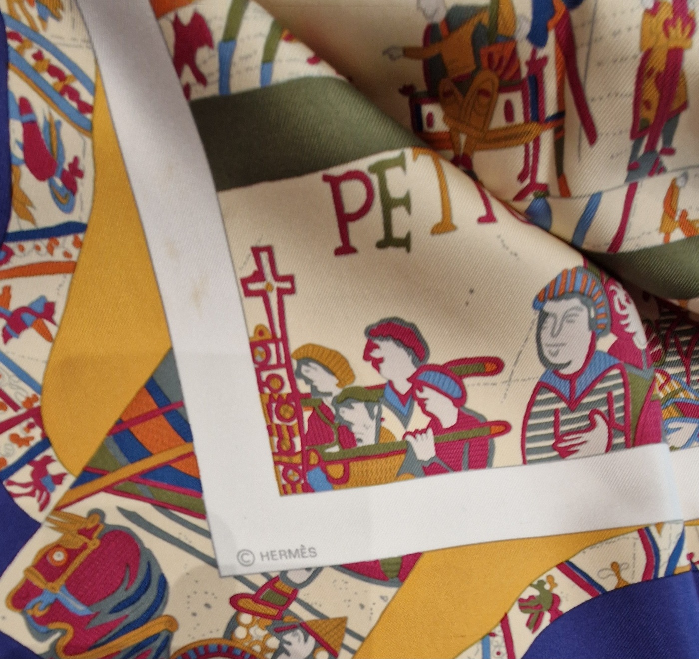 Carré Hermès “À la Gloire de Guillaume” par Loïc Dubigeon édité en 1991 , livré dans sa boîte d'origine – Image 7