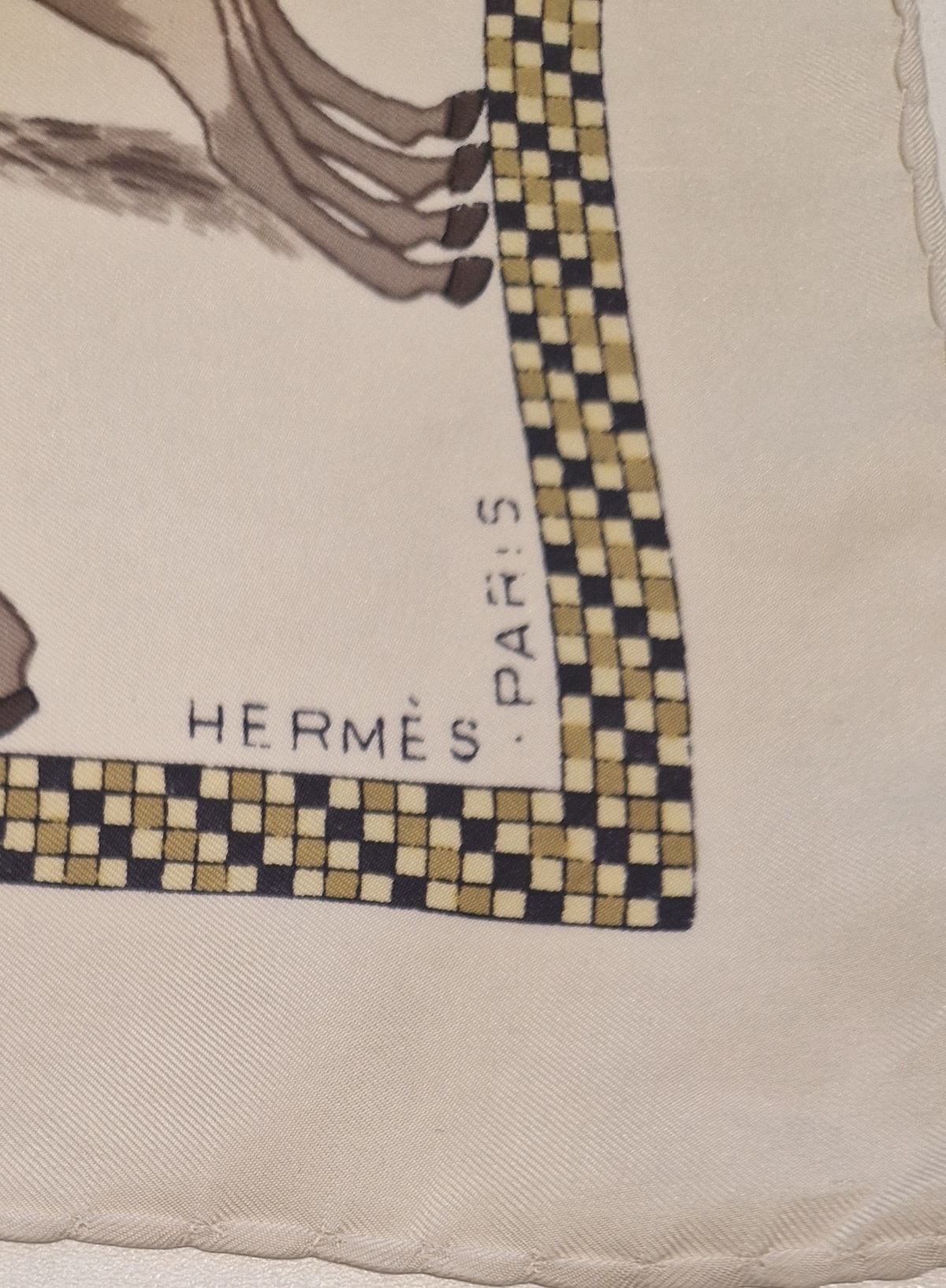 signature hermèscarré hermès harnais français premierempire par hugo grykar centre du carré