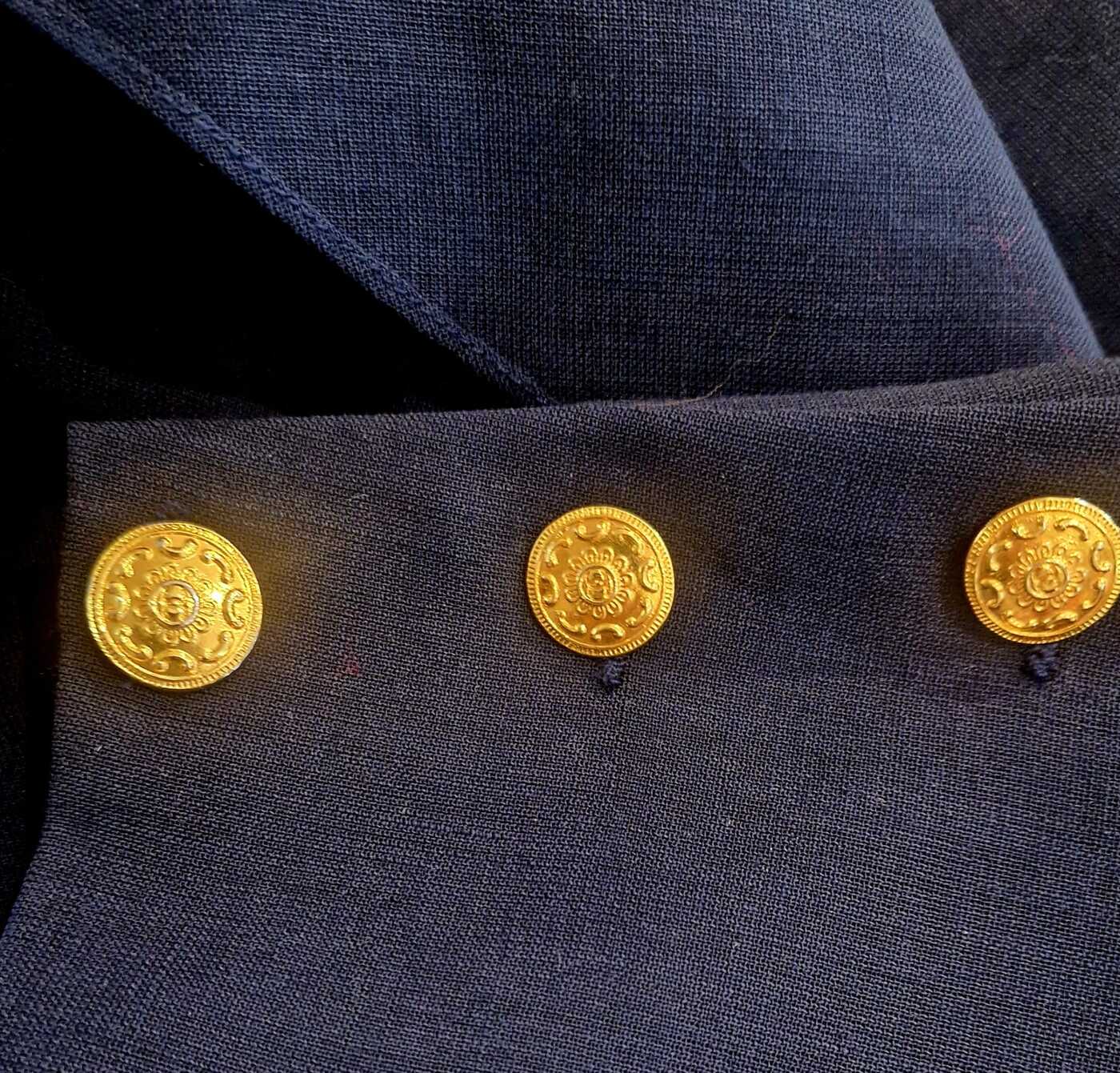 veste-chanel-boutique-laine-bleu-nuit-annees-80