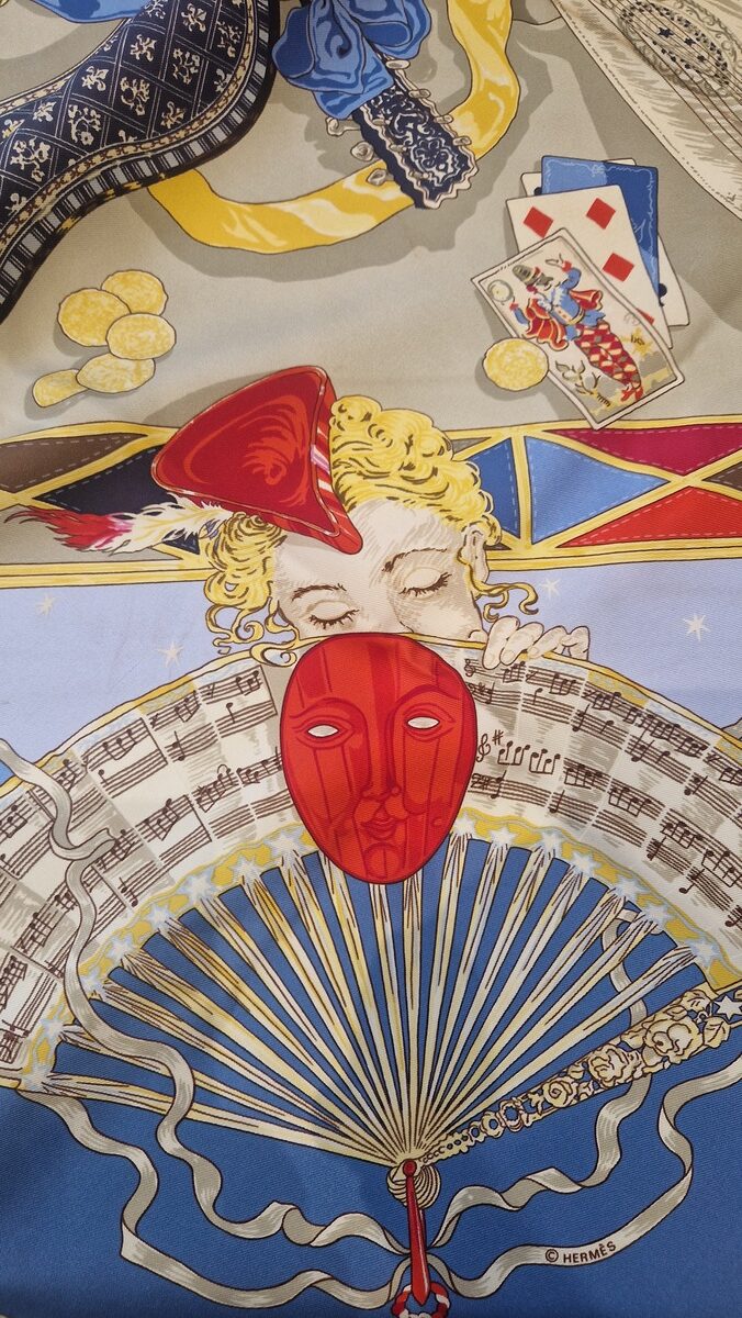 carré hermès au clair de la lune par sandra laroche