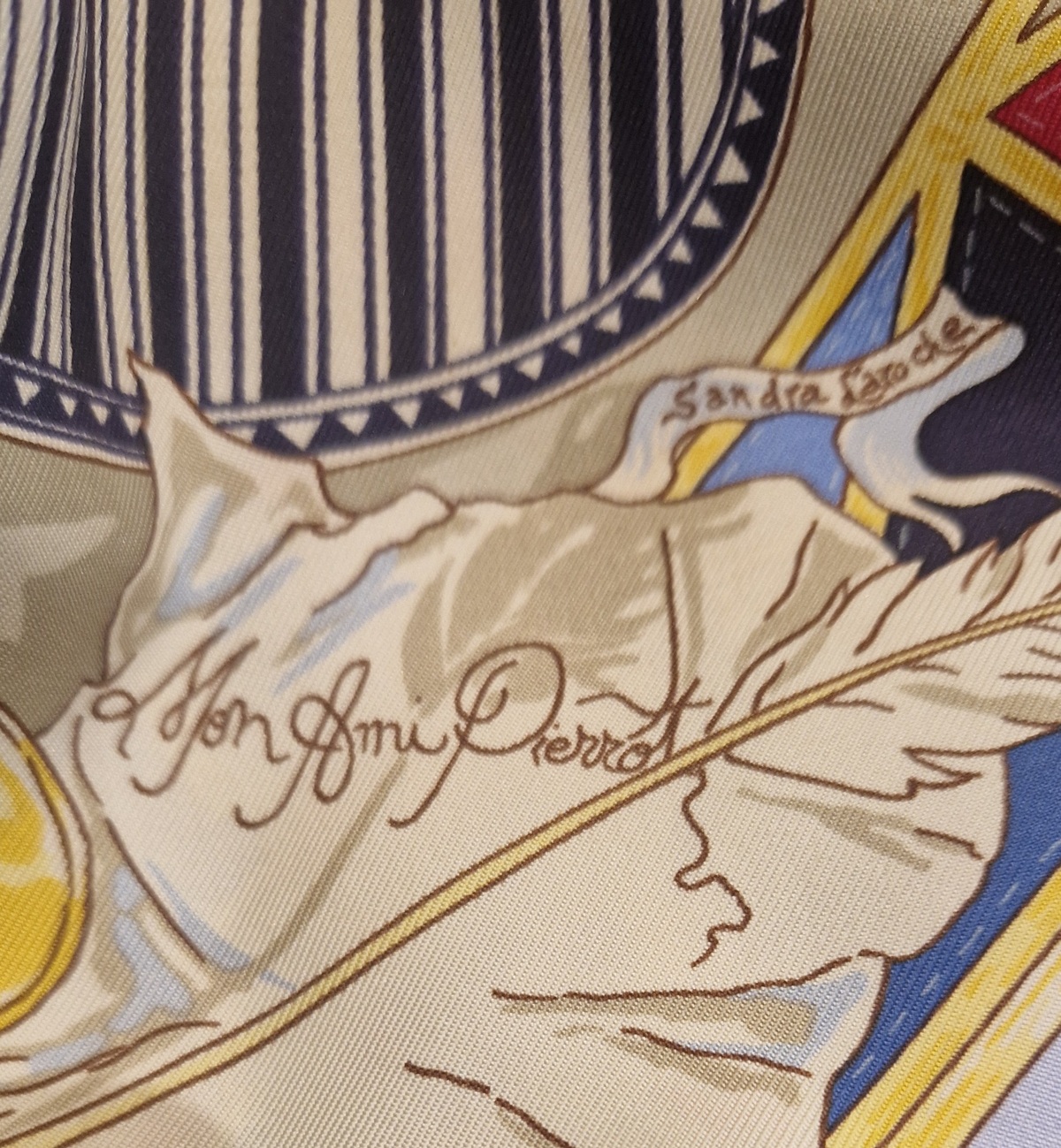 carré hermès au clair de la lune par sandra laroche