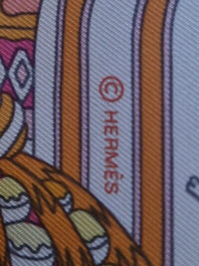 pochette hermèspatisserie française.jpg